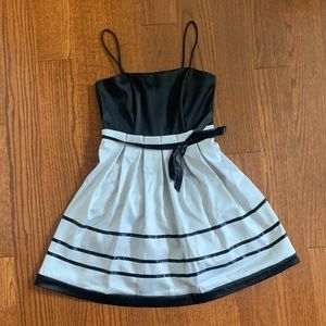 Roberta Juniors Cocktail Dress